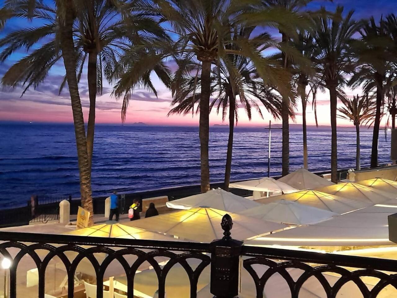 Palm Beach Marbella Apartamento Exterior foto